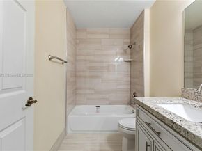 4005 NW 91st Ter, Sunrise FL 33351