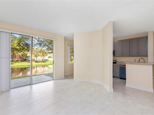 4005 NW 91st Ter, Sunrise FL 33351