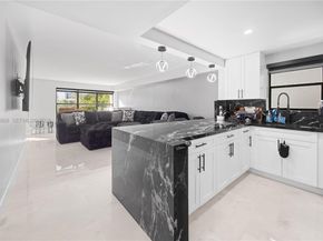 2302 S Cypress Bend Dr 306, Pompano Beach FL 33069