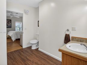 2228 SW 83rd Ave, Davie FL 33324