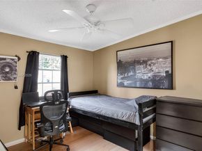 2228 SW 83rd Ave, Davie FL 33324