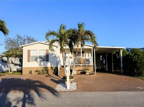 2228 SW 83rd Ave, Davie FL 33324