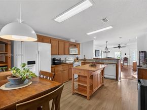 2228 SW 83rd Ave, Davie FL 33324