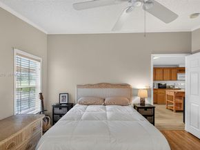 2228 SW 83rd Ave, Davie FL 33324