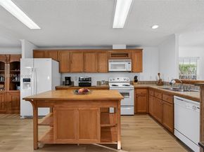 2228 SW 83rd Ave, Davie FL 33324