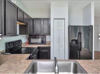 3546 NW 29th Ct