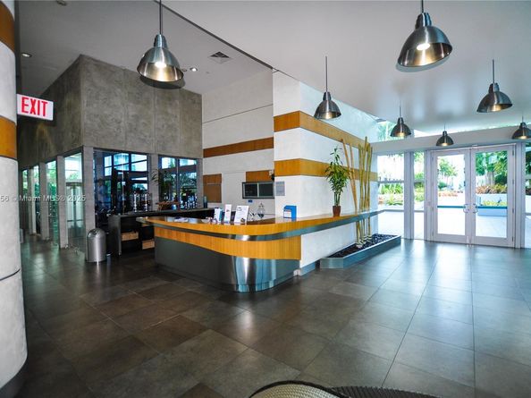 2950 NE 188th St 336, Aventura FL 33180