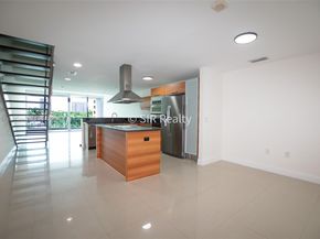 2950 NE 188th St 336, Aventura FL 33180