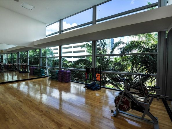 2950 NE 188th St 336, Aventura FL 33180