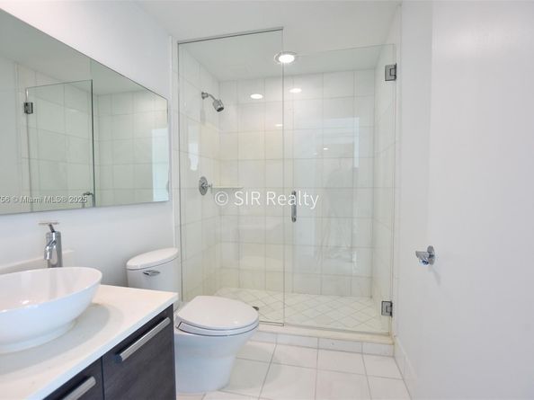 2950 NE 188th St 336, Aventura FL 33180
