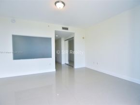 2950 NE 188th St 336, Aventura FL 33180