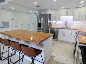 3789 NE 167th St 42, North Miami Beach FL 33160
