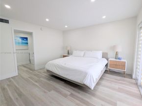 3789 NE 167th St 42, North Miami Beach FL 33160