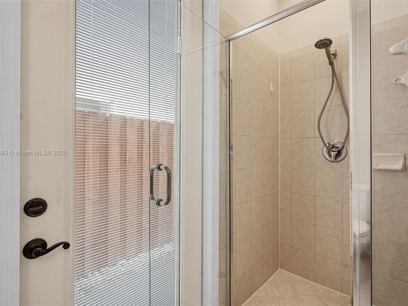 144 NE 32nd Ter, Homestead FL 33033