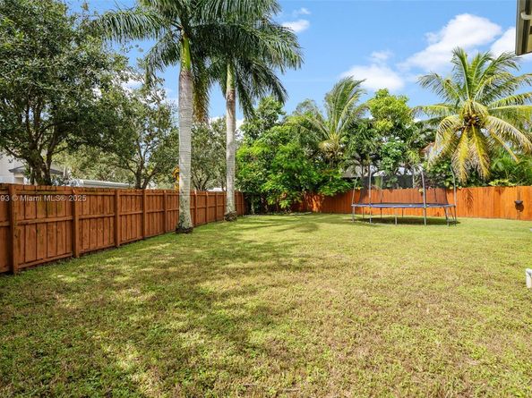 144 NE 32nd Ter, Homestead FL 33033