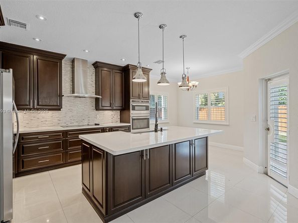 144 NE 32nd Ter, Homestead FL 33033