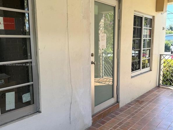 2131 Calais Dr 1, Miami Beach FL 33141