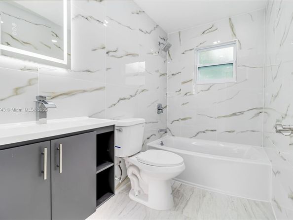 1199 Highland Rd, Lake Worth FL 33462