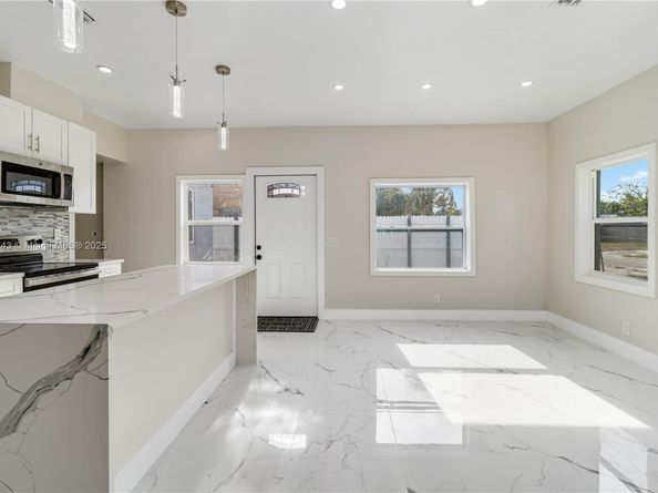 1199 Highland Rd, Lake Worth FL 33462