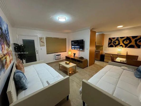 650 Pennsylvania Ave 2, Miami Beach FL 33139