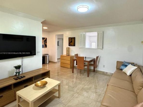 650 Pennsylvania Ave 2, Miami Beach FL 33139