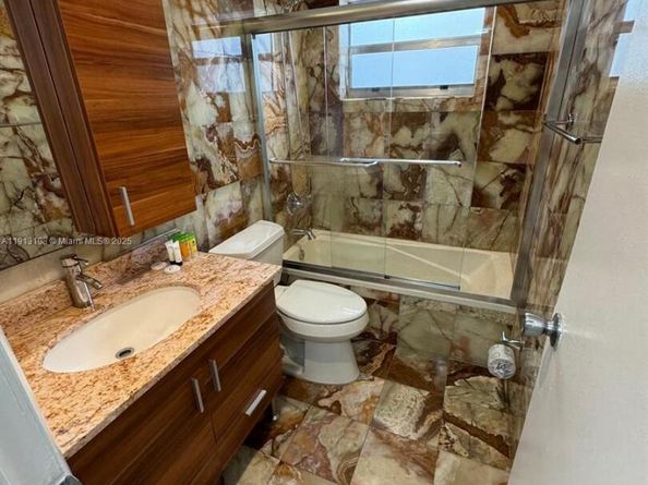 650 Pennsylvania Ave 2, Miami Beach FL 33139