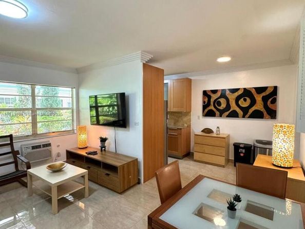 650 Pennsylvania Ave 2, Miami Beach FL 33139