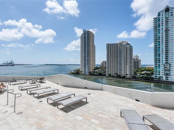 335 S Biscayne Blvd LPH00, Miami FL 33131