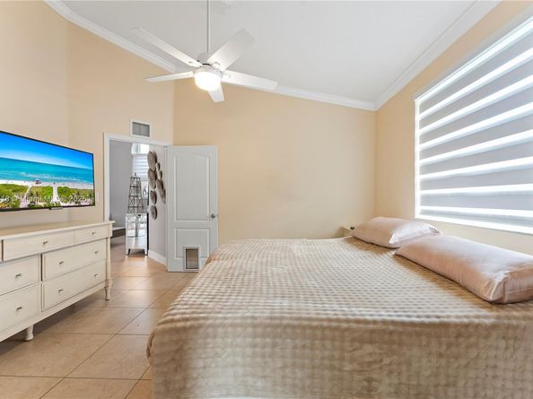 18332 SW 94th Ct, Palmetto Bay FL 33157