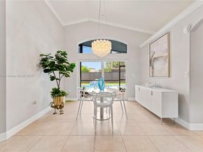 18332 SW 94th Ct, Palmetto Bay FL 33157