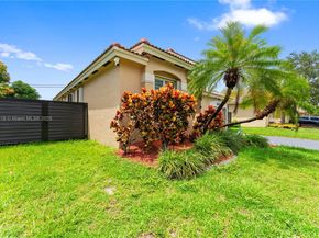 18332 SW 94th Ct, Palmetto Bay FL 33157