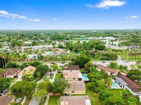 18332 SW 94th Ct, Palmetto Bay FL 33157