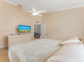 18332 SW 94th Ct, Palmetto Bay FL 33157