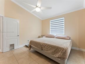 18332 SW 94th Ct, Palmetto Bay FL 33157