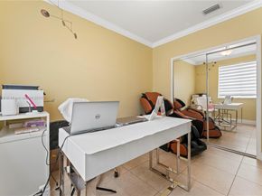 18332 SW 94th Ct, Palmetto Bay FL 33157