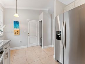 18332 SW 94th Ct, Palmetto Bay FL 33157