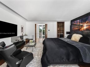 528 Lakeview Ct, Miami Beach FL 33140