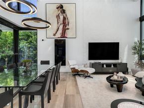 528 Lakeview Ct, Miami Beach FL 33140