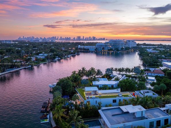 528 Lakeview Ct, Miami Beach FL 33140