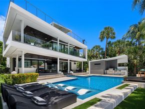 528 Lakeview Ct, Miami Beach FL 33140