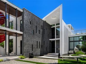 528 Lakeview Ct, Miami Beach FL 33140