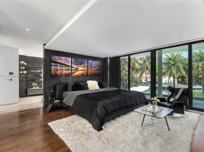 528 Lakeview Ct, Miami Beach FL 33140