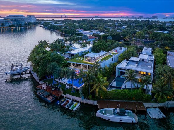 528 Lakeview Ct, Miami Beach FL 33140