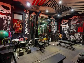 528 Lakeview Ct, Miami Beach FL 33140