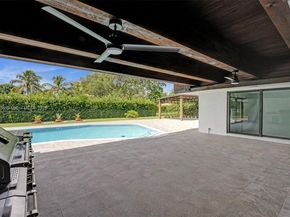 12100 NW 6th St, Plantation FL 33325