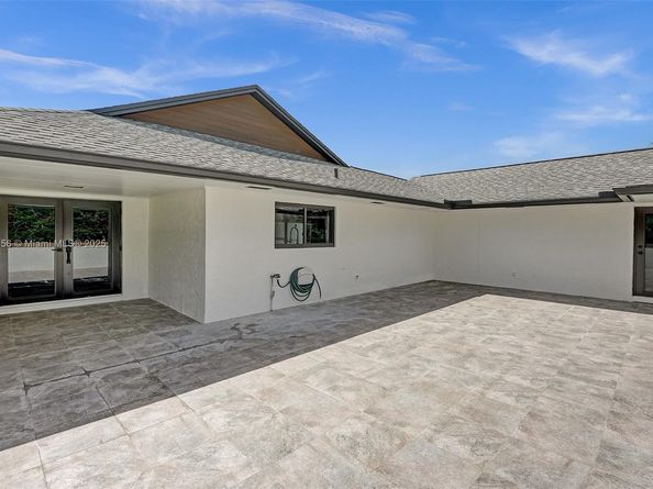 12100 NW 6th St, Plantation FL 33325