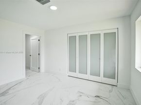 12100 NW 6th St, Plantation FL 33325