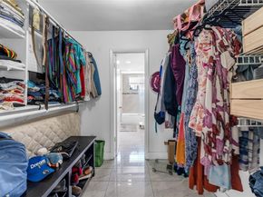 20 NW 87th Ave A204, Miami FL 33172