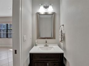 7242 NW 108th Way, Parkland FL 33076