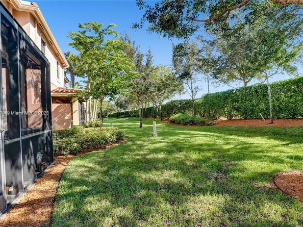 7242 NW 108th Way, Parkland FL 33076